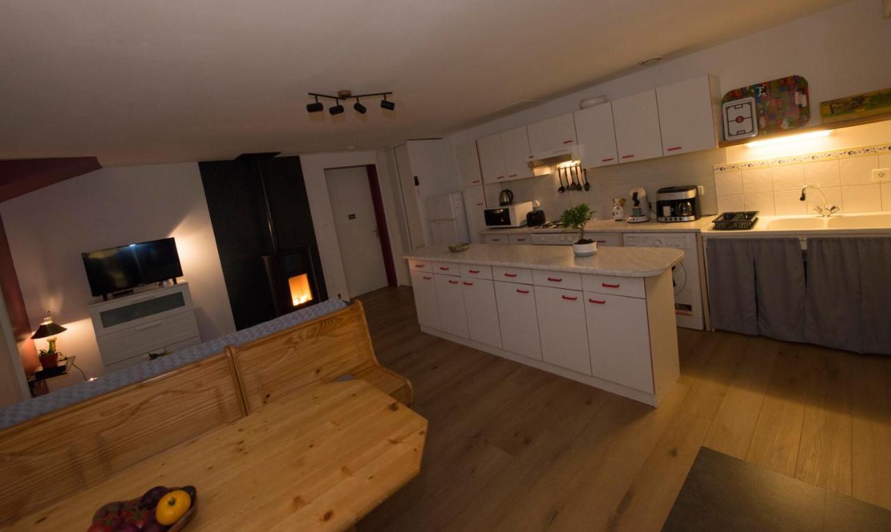 Le Cocon Du Village Holiday home *